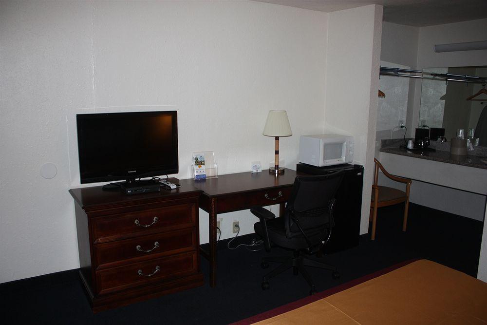 Value Inn & Suites Redding Eksteriør bilde