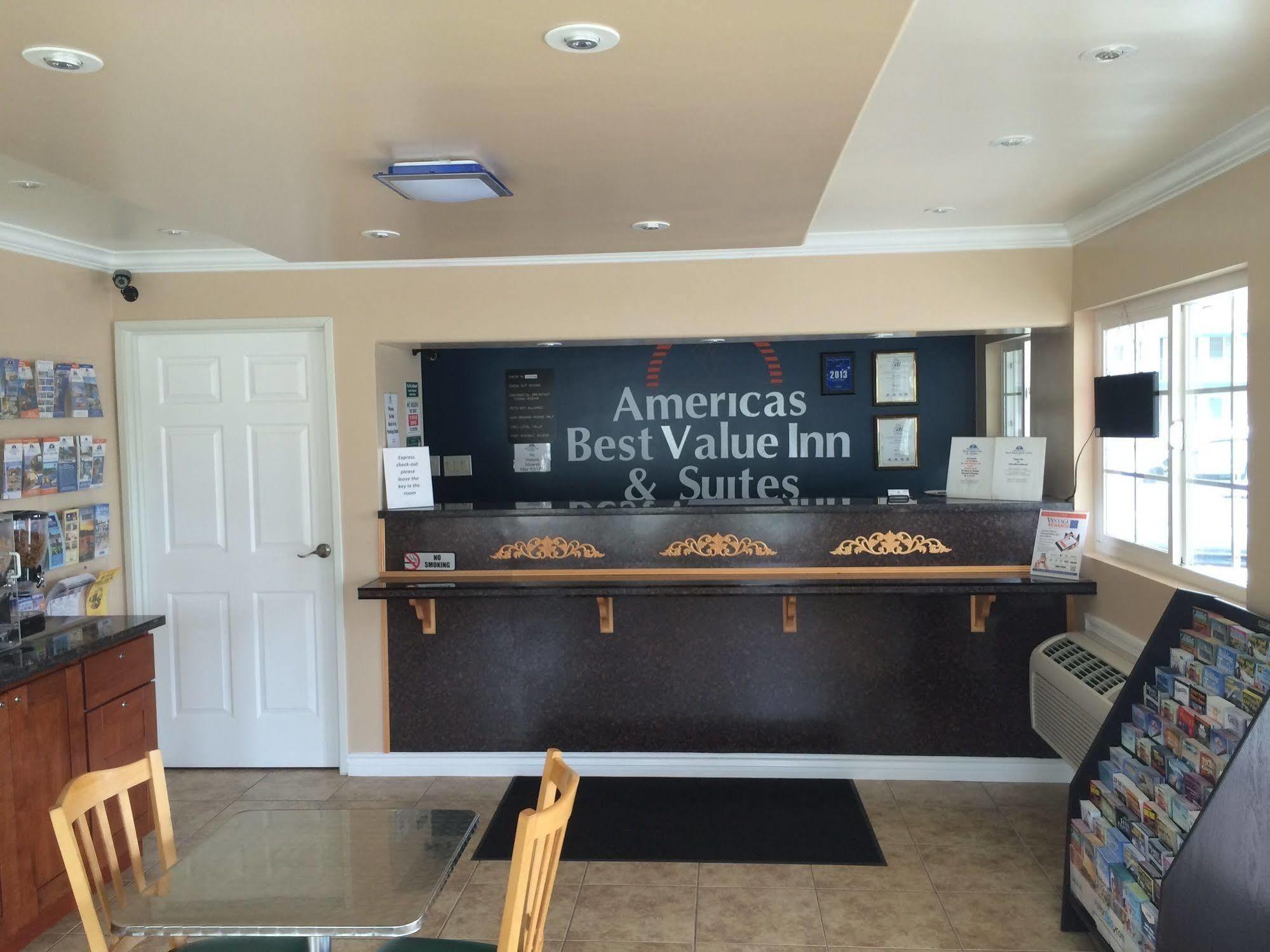 Value Inn & Suites Redding Eksteriør bilde