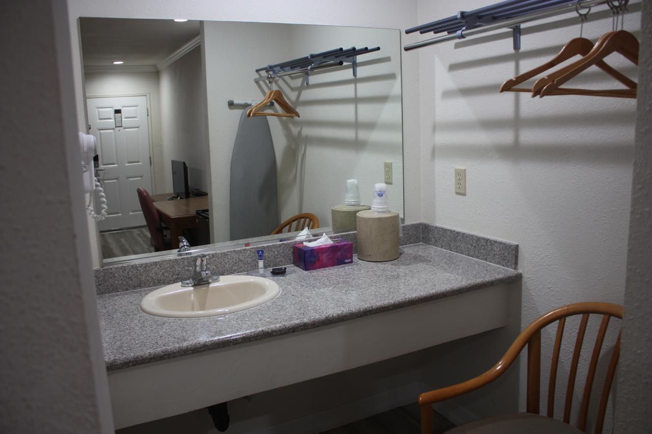 Value Inn & Suites Redding Eksteriør bilde